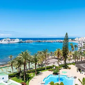 Comodoro , Los Cristianos (Tenerife) Espagne